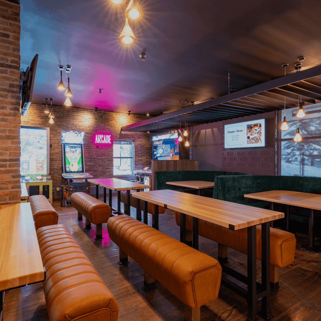 tavern-interior-dfm